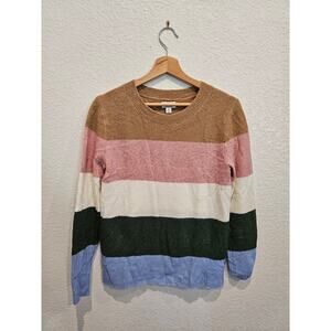 J.Crew Extra Small Women’s Sweater – Classic Knit Style for Fall & Winter